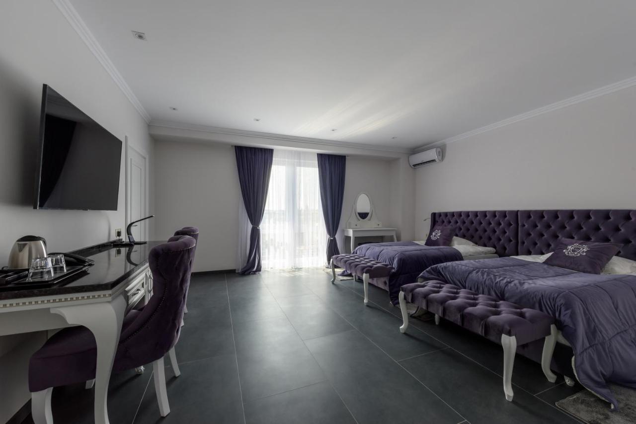 Grand Royal Ξενοδοχείο Chernivtsi Εξωτερικό φωτογραφία