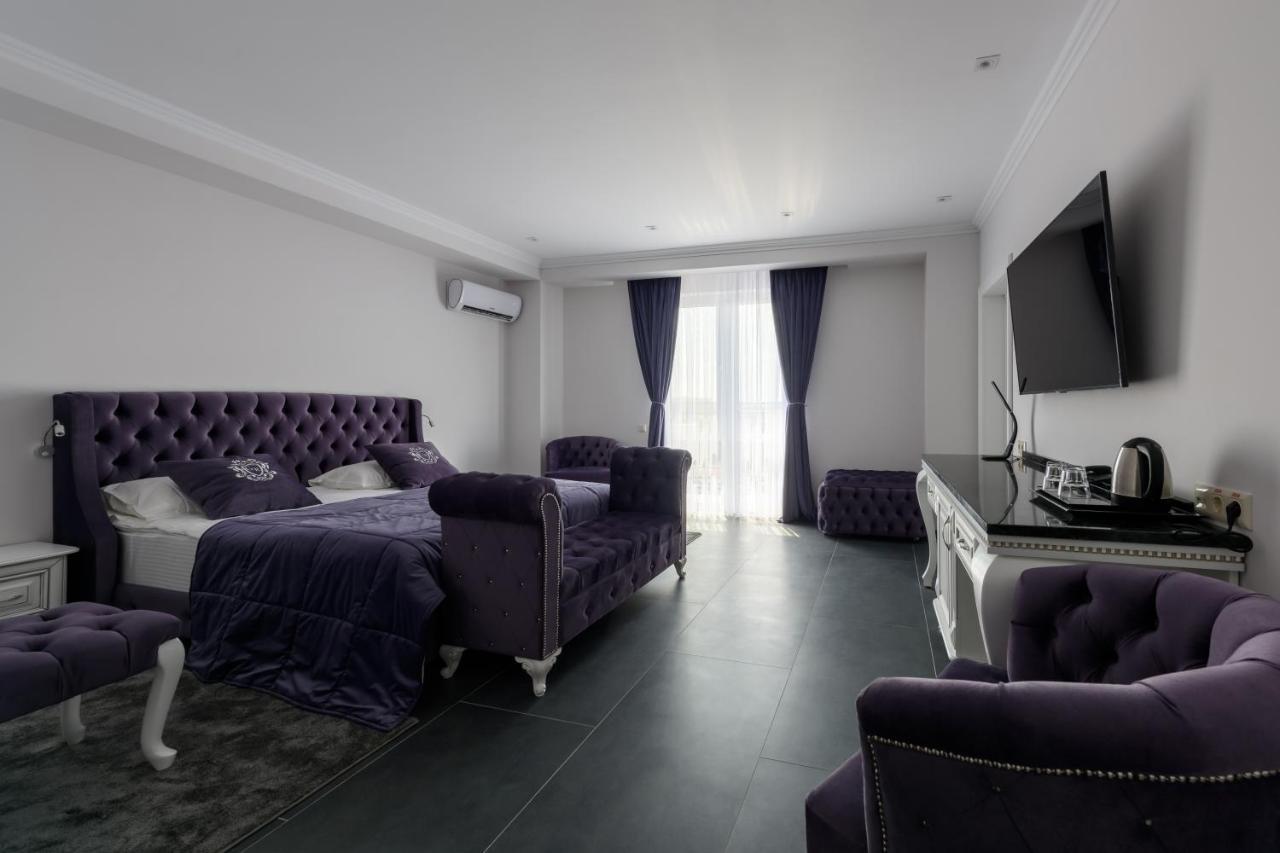 Grand Royal Ξενοδοχείο Chernivtsi Εξωτερικό φωτογραφία