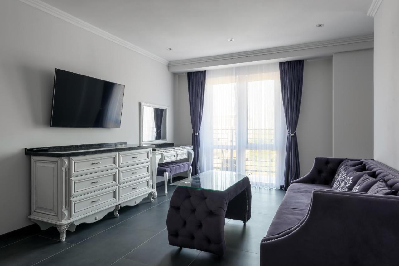 Grand Royal Ξενοδοχείο Chernivtsi Εξωτερικό φωτογραφία